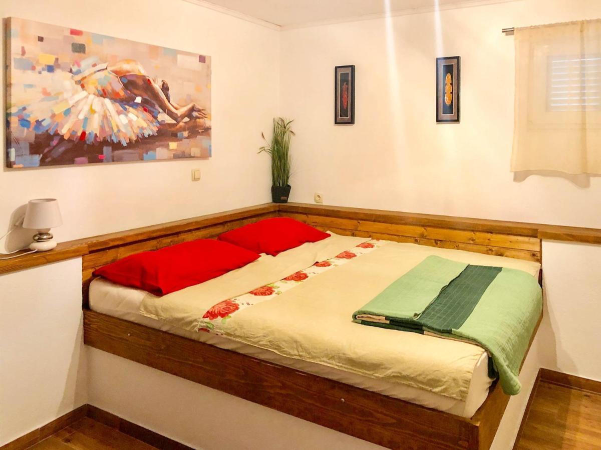 אורביץ Apartments Mokalo מראה חיצוני תמונה